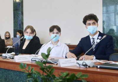 Дети-детям /   Мирнинский Мирнинский