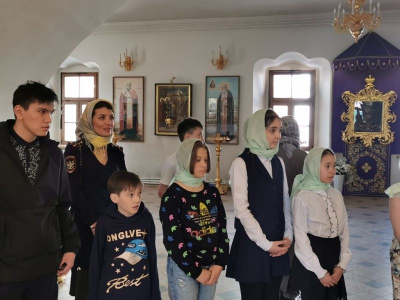 В Якутске транспортные полицейские организовали пасхальный праздник для детей / ЯСИА Якутск Якутск Республика Саха (Якутия)