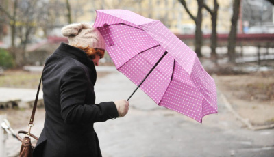 Внимание! Ожидается сильный порывистый ветер /   Мирнинский Мирнинский