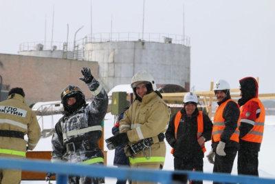 На нефтебазе в Удачном прошли пожарно-тактические учения / ЯСИА   Мирнинский