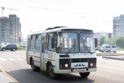 На дачи Вилюйского тракта в Якутске будут курсировать 2 автобуса / ЯСИА Якутск Вилюйский Республика Саха (Якутия)