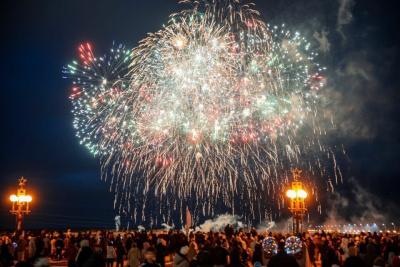 В Якутске состоялся праздничный салют в честь 77-й годовщины Победы / ЯСИА Якутск Якутск Республика Саха (Якутия)