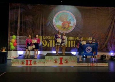 Якутские чирлидеры приняли участие в XIII Чемпионате стран Восточной Европы по чир спорту / ЯСИА   Республика Саха (Якутия)