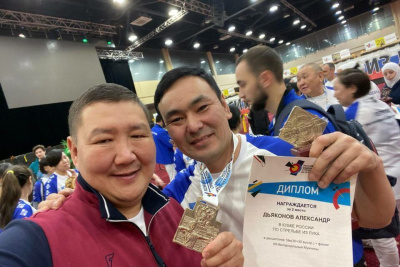 Якутянин Александр Дьяконов стал чемпионом России по стрельбе из лука / Дьулустаан Сергеев   