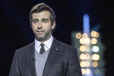 Первый канал опроверг слухи о закрытии шоу "Вечерний Ургант" / ЯСИА   