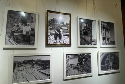 Фотовыставка «Амга – Москва – Якутск» открылась в Якутске в честь 90-летия Вячеслава Петрова / Алина Мурукова Якутск Якутск Республика Саха (Якутия)