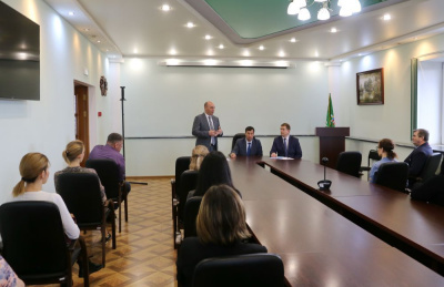 Каждый может помочь в создании комфортной среды /   Мирнинский Мирнинский