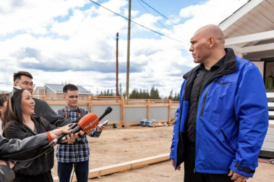 Николай Валуев: Развитие туризма на Дальнем Востоке связано с развитием малой авиации / ЯСИА   