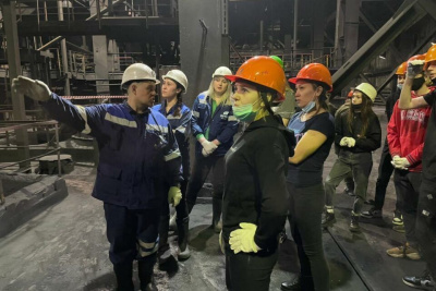 "Якутуголь" провел экскурсию для студентов / ЯСИА   