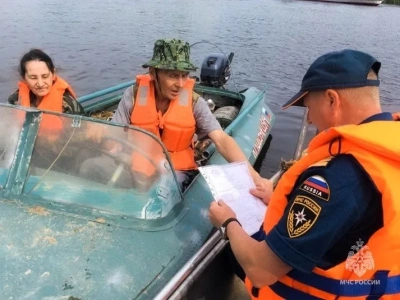 В Якутии прошёл второй этап профилактической акции «Вода — безопасная территория» / ЯСИА   