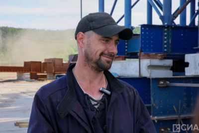 Новые вызовы на Ленском мосту для газоэлектросварщика с 15-летним опытом Константина Грефа / Алина Мурукова   