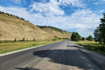 В Якутии заасфальтировали участок автодороги «Умнас» / ЯСИА   