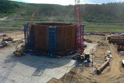 Строители Ленского моста начали сборку коффердама для центрального пилона / ЯСИА   