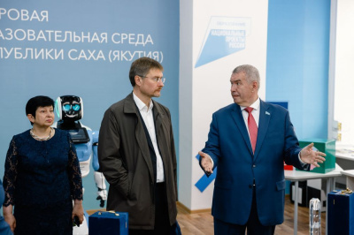 Генеральный директор АК «АЛРОСА» Сергей Иванов посетил Мирнинский колледж /   Мирнинский Республика Саха (Якутия)