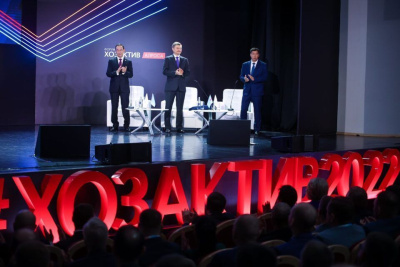 Глава Якутии работает в Мирнинском районе / ЯСИА  Мирнинский Республика Саха (Якутия)