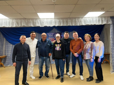 С успехом прошли гастроли якутских звезд в Мирнинском районе /   Мирнинский Республика Саха (Якутия)