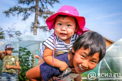 В Якутии на 1000 девочек приходится 1042 мальчика / ЯСИА   Республика Саха (Якутия)