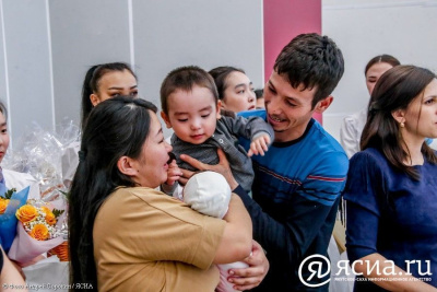 В Якутии увеличили финансовую поддержку семей с детьми / ЯСИА   Республика Саха (Якутия)