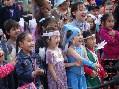 Айсен Николаев: Поддержка детства всегда была приоритетом для республики / ЯСИА   