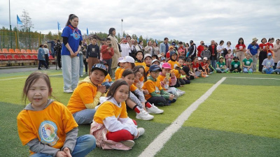 Центр "Сосновый бор" в Якутске торжественно открыл юбилейную летнюю смену / ЯСИА Якутск Якутск Республика Саха (Якутия)
