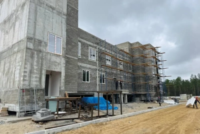 Дмитрий Садовников проверил ход строительства объектов в Мегино-Кангаласском районе / ЯСИА   