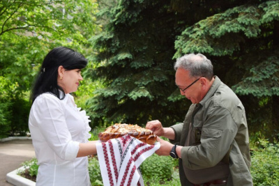 Шефство над городом Кировское в ДНР взяла Якутия / ЯСИА   Республика Саха (Якутия)