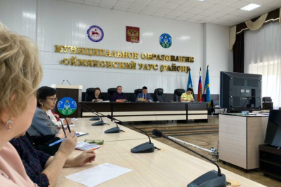 В Оймяконском районе Якутии усилят индивидуальный подход к решению проблем семьи / ЯСИА  Оймяконский Республика Саха (Якутия)