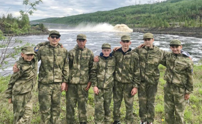 Военно-патриотический лагерь «Честь имею!»: время с пользой /   Мирнинский Мирнинский