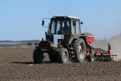 Аграрии Якутии засеяли 73% от запланированного объема посевных площадей /    Республика Саха (Якутия)