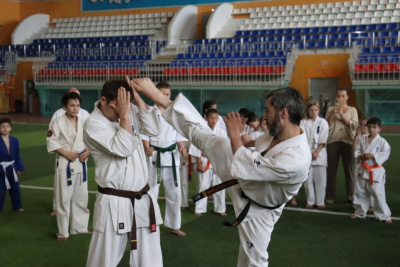 Хаид Мантаев провел мастер-класс для якутских каратистов /    Республика Саха (Якутия)