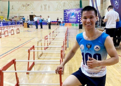 Георгий Софронов установил новый рекорд Якутии по прыжкам через нарты /    Республика Саха (Якутия)