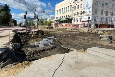 12-летняя девочка упала в котлован в центре Якутска /  Якутск Якутск Республика Саха (Якутия)