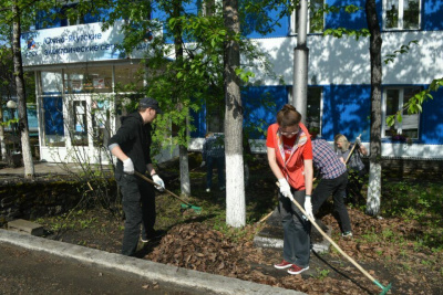 Энергетики Южно-Якутского филиала провели субботник /    Республика Саха (Якутия)