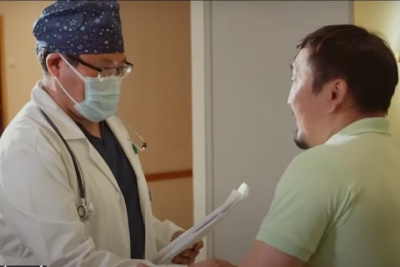 Главный врач Республиканской больницы № 2 — Центра экстренной медпомощи поздравляет с Днем медика /    