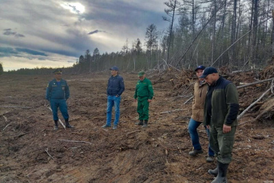 Готовность населенных пунктов к лесным пожарам проверили в Якутии /    Республика Саха (Якутия)