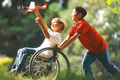 Детские лагеря получат гранты на создание условий для отдыха детей с инвалидностью /    