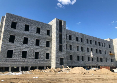 В Таттинском районе Якутии строится новая поликлиника /   Таттинский Республика Саха (Якутия)