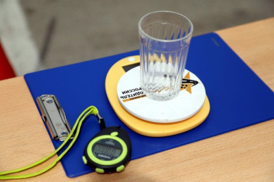 В Якутии выберут лучшего таксиста с помощью стакана воды /    Республика Саха (Якутия)