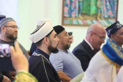 Рустам Минниханов встретился с татарами Якутии /    Республика Саха (Якутия)