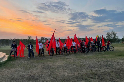 Праздник выпускников в Нюрбе собрал более 150 детей и родителей /    