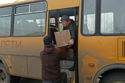 ЕР: надо восполнить дефицит русских книг в Донбассе /    Город Санкт-Петербург