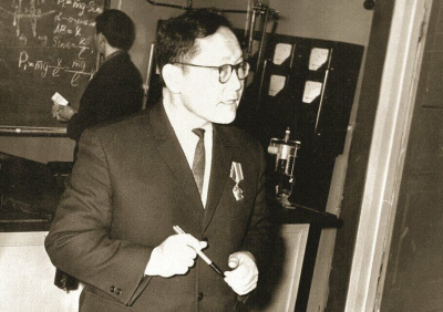 Международной олимпиаде школьников «Туймаада» присвоят имя Михаила Алексеева /    