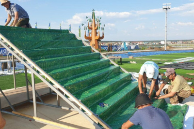 В Борогонцах продолжают готовиться к церемонии открытия Спортивных игр народов Якутии /    Республика Саха (Якутия)