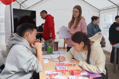 В Якутске впервые провели единый день приема документов в колледжи и техникумы /    