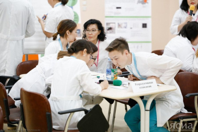 В медицинских вузах и ссузах увеличено количество целевых мест для выпускников из Якутии /    Республика Саха (Якутия)