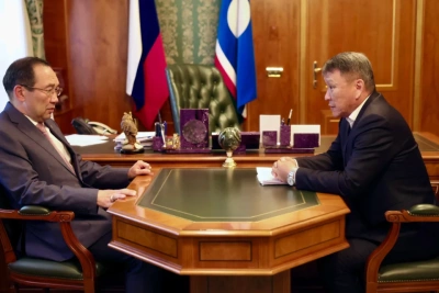 Подготовку кадров для АПК обсудили Айсен Николаев и Валерий Федоров / ЯСИА   