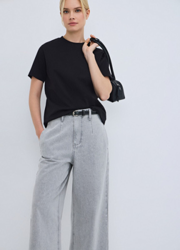 Базовая футболка, Черный