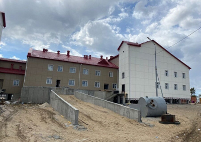Первую очередь нового больничного комплекса в Вилюйске планируют ввести в ноябре /   Вилюйский 