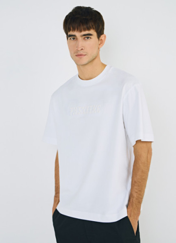 Футболка с объёмной вышивкой, Белый