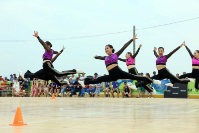 Сборная Якутска победила в фитнес-аэробике на VIII Играх народов республики /  Якутск Якутск Республика Саха (Якутия)